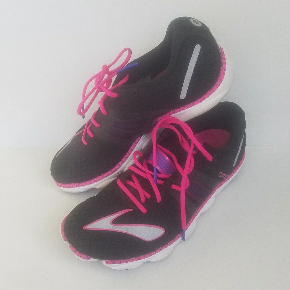 Brooks shoes/ PureConnect4 Pink Black Running Shoe